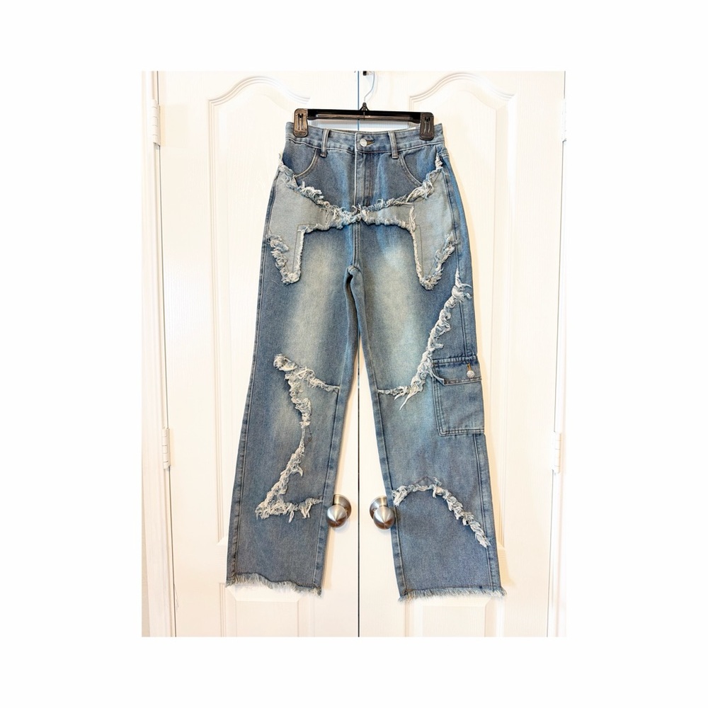 Romve Y2K Retro Baggy Distressed Cargo with Frayed Edges Size US 4